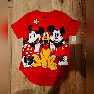 Disney mickey and Minnie tshirt